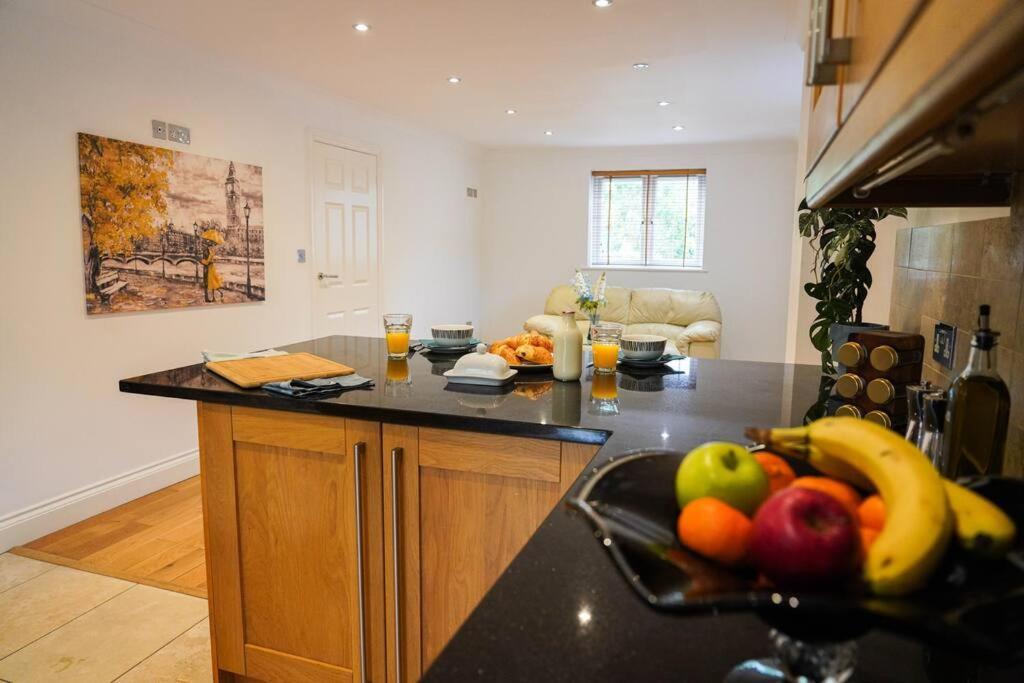 Villa Large 4-Bed House For Up To 7 Guests W 2X Parking Oxford Exterior foto