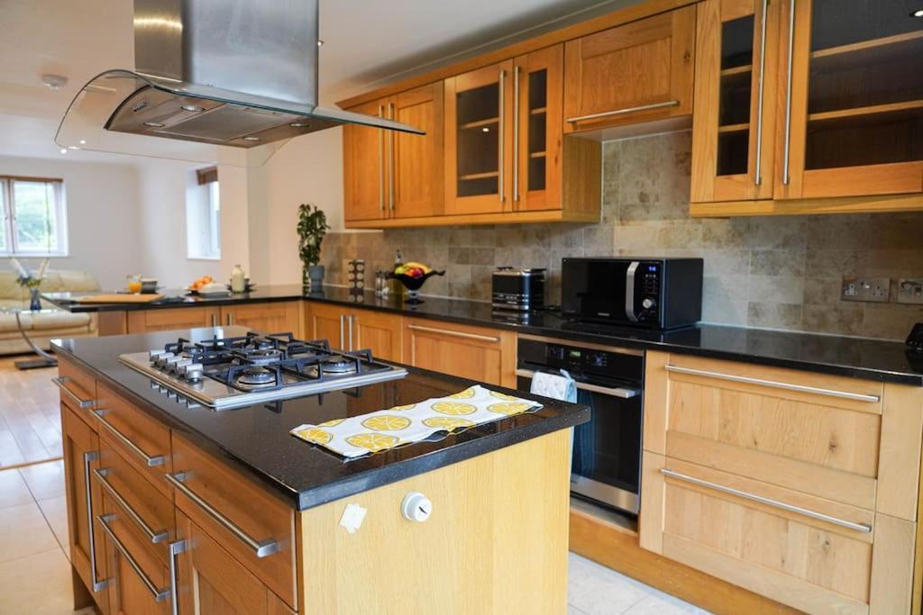 Villa Large 4-Bed House For Up To 7 Guests W 2X Parking Oxford Exterior foto