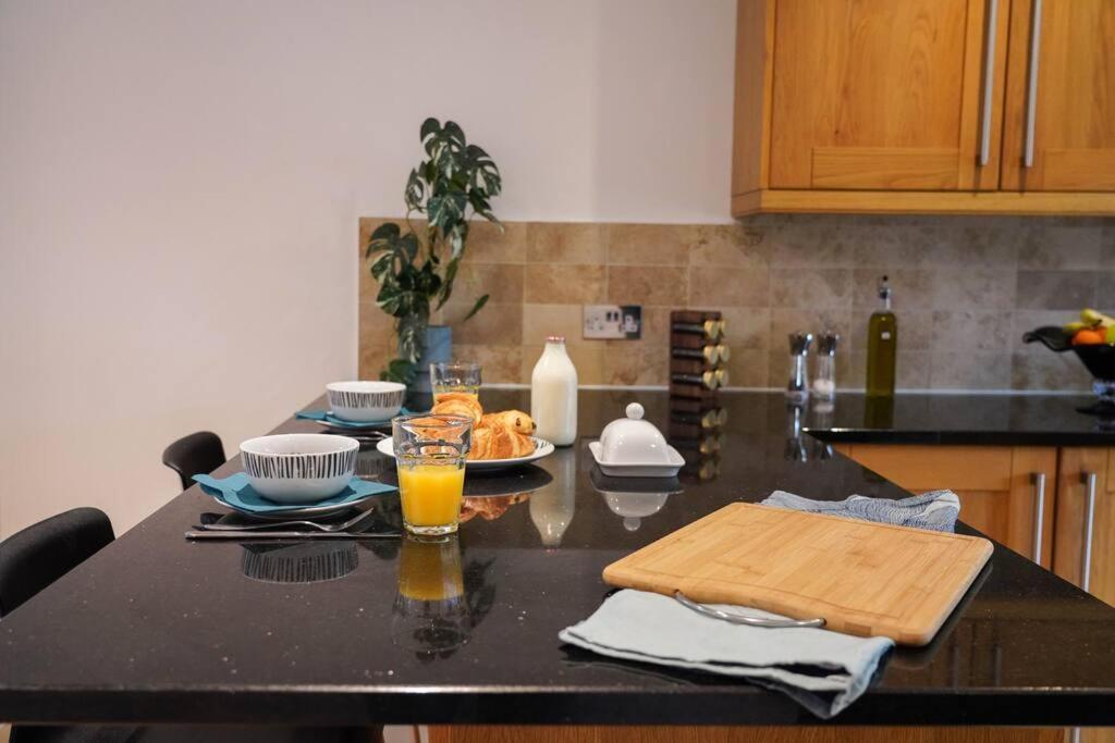 Villa Large 4-Bed House For Up To 7 Guests W 2X Parking Oxford Exterior foto